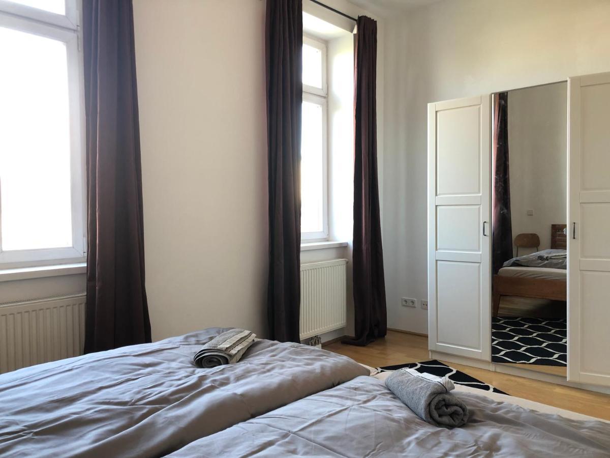 Helle 4 Zimmer Familien-Wohnung Mit Balkon! Schloss Schonbrunn In Gehdistanz Viyana Dış mekan fotoğraf