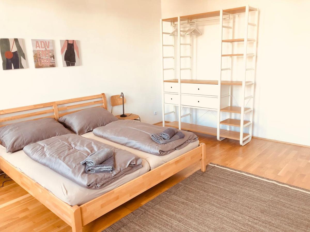 Helle 4 Zimmer Familien-Wohnung Mit Balkon! Schloss Schonbrunn In Gehdistanz Viyana Dış mekan fotoğraf